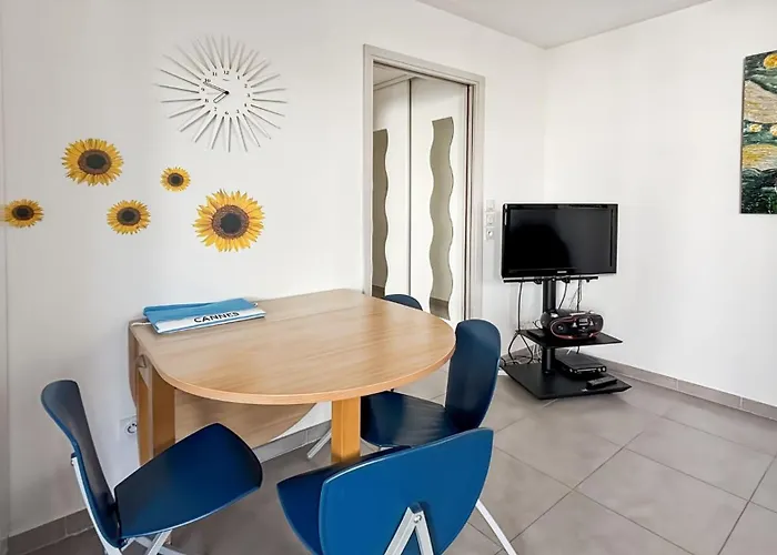Lägenhet Modern 2 Bd Next To Rue Dantibes Cannes