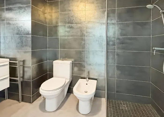 Modern 2 Bd Next To Rue Dantibes Daire Cannes