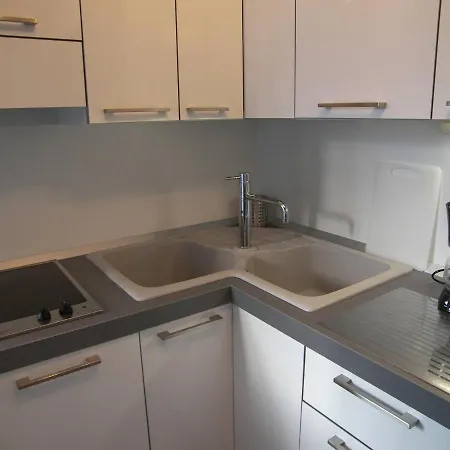 Modern 2 Bd Next To Rue Dantibes Apartamento *